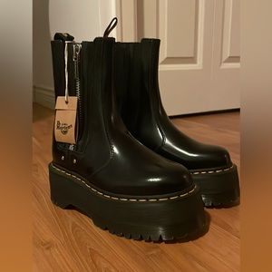 Doc Martens 2976 Max Platform Size 6 US Womens